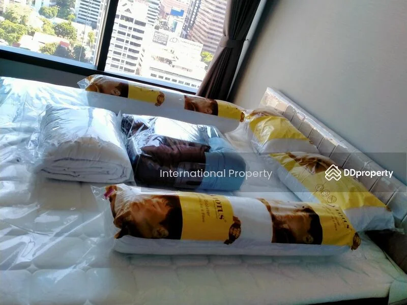 1 Bedroom condo in The Esse at Singha Complex