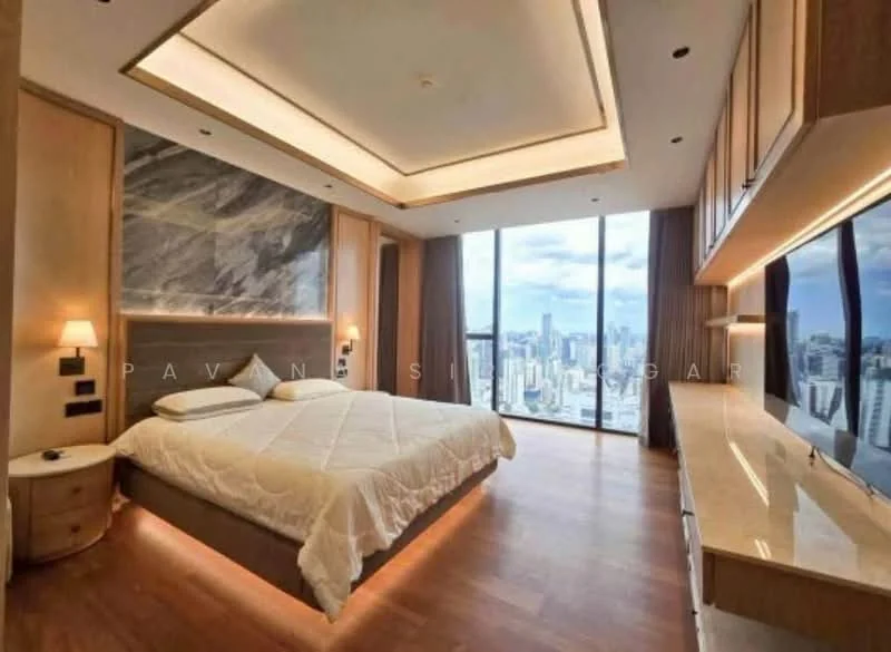 3 Bedroom condo in The Esse at Singha Complex