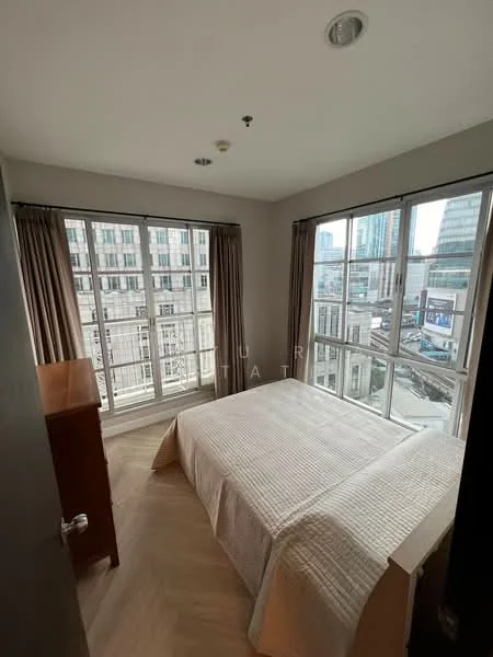 2 Bedroom condo in Citi Smart Sukhumvit 18