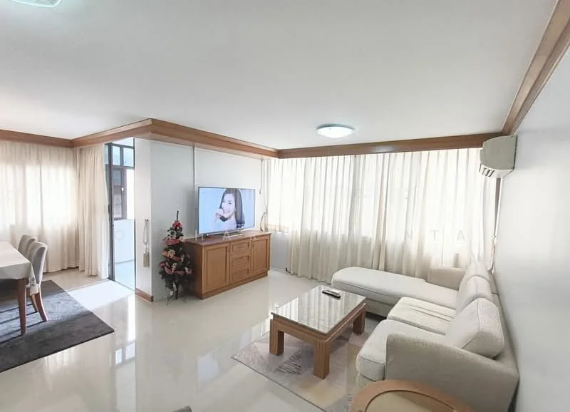 2 Bedroom condo in Ratchada City Condominium