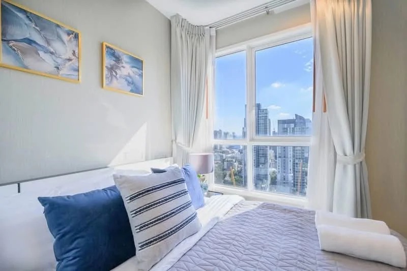2 Bedroom condo in HQ Thonglor by Sansiri