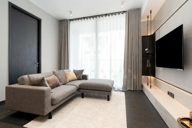 1 Bedroom condo in Tait Sathorn 12