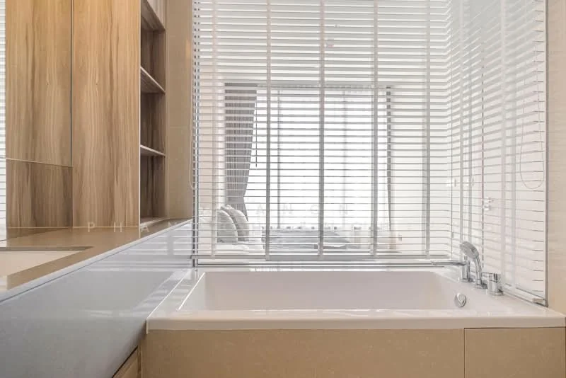 1 Bedroom condo in The Esse Asoke