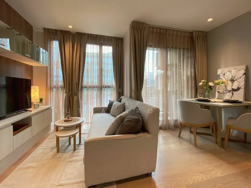 1 Bedroom condo in Runesu Thonglor 5