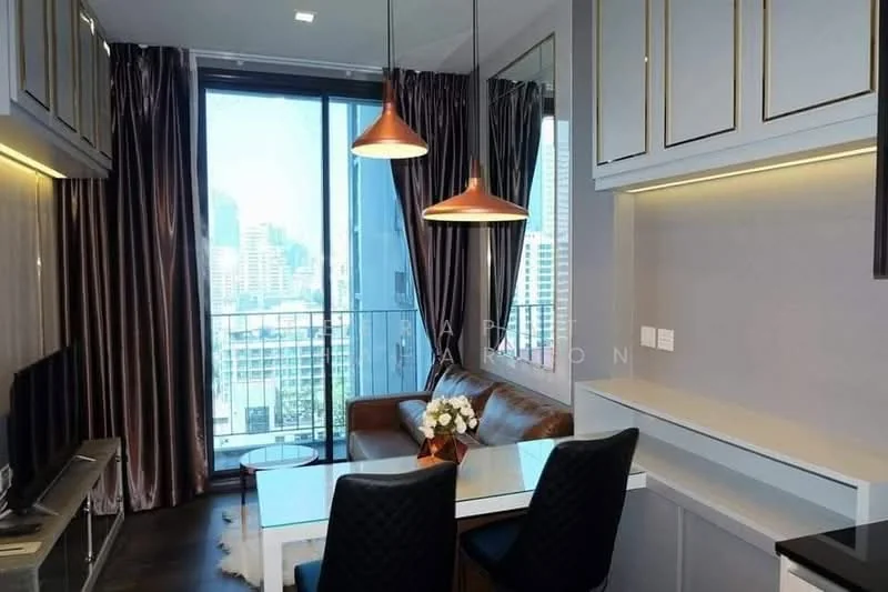 1 Bedroom condo in The Edge Sukhumvit 23