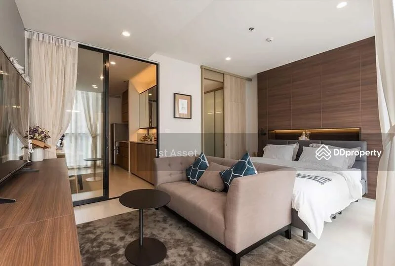 1 Bedroom condo in Noble Ploenchit