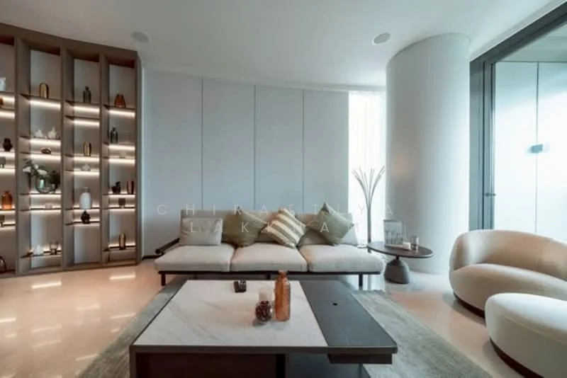 2 Bedroom condo in Banyan Tree Residences Riverside