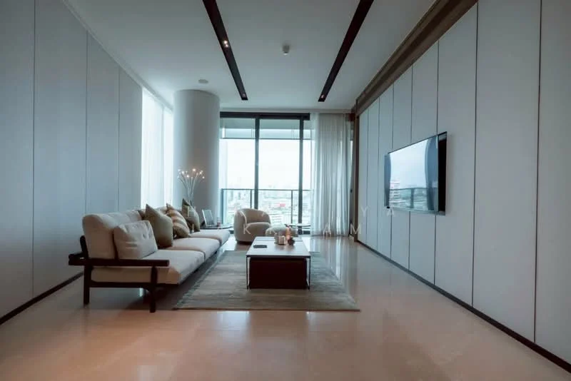 2 Bedroom condo in Banyan Tree Residences Riverside