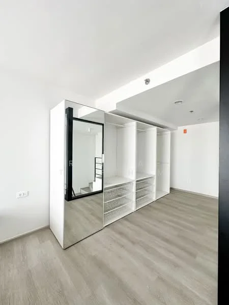 1 Bedroom condo in IDEO Charan 70-Riverview