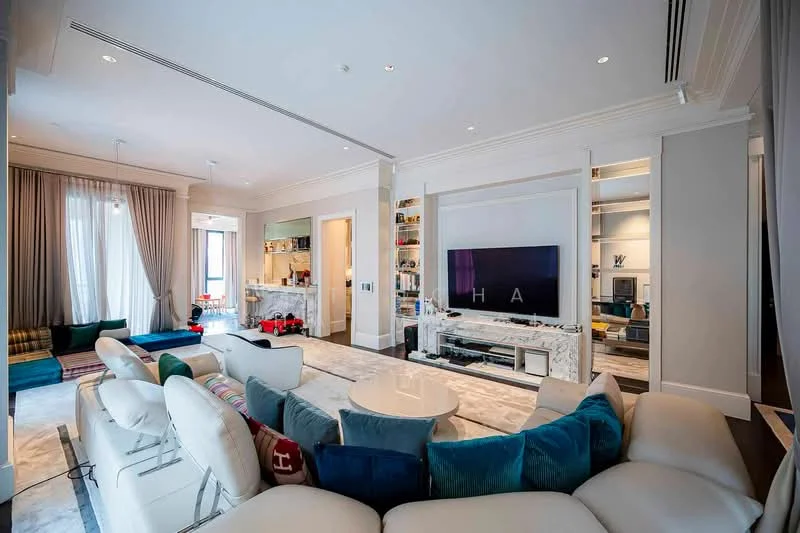 3 Bedroom condo in 98 Wireless