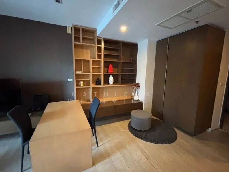 1 Bedroom condo in Noble Remix