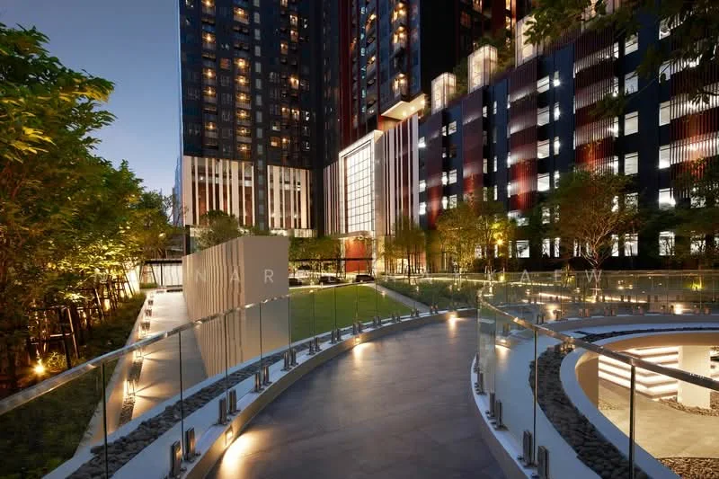 1 Bedroom condo in Life Asoke Hype