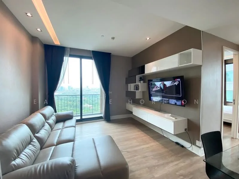2 Bedroom condo in Equinox Phahol Vibha