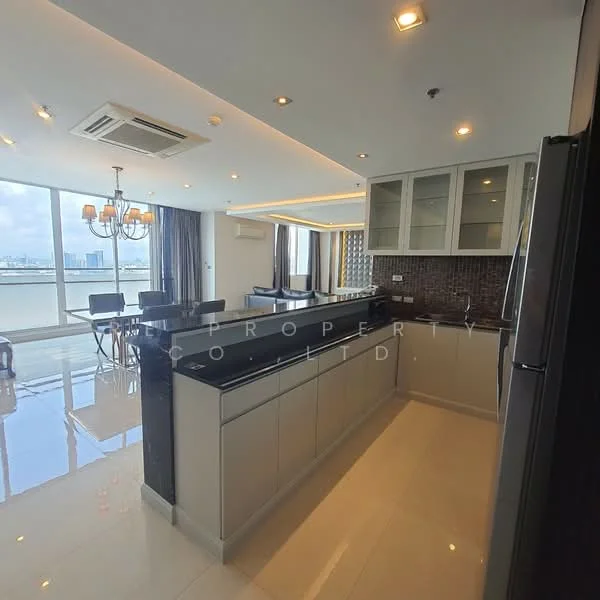 3 Bedroom condo in The Fourwings Residence