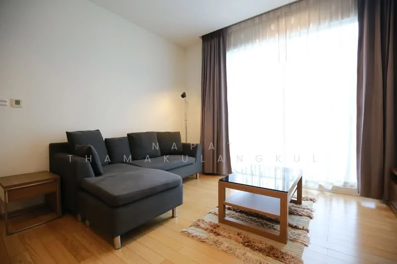 2 Bedroom condo in Siri At Sukhumvit