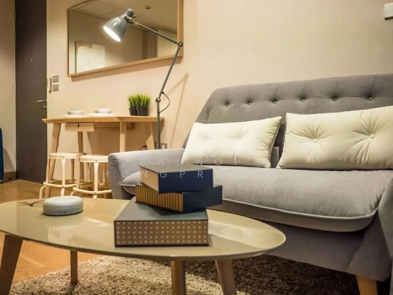 1 Bedroom condo in The Lumpini 24