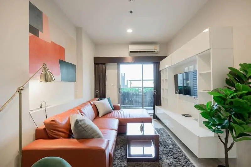 1 Bedroom condo in The Crest Sukhumvit 34