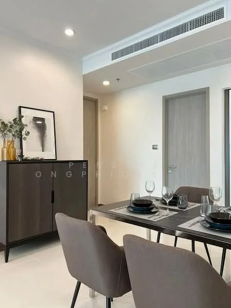 2 Bedroom condo in Supalai Oriental Sukhumvit 39