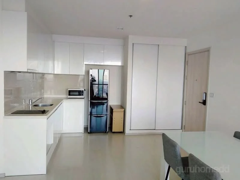 2 Bedroom condo in Rhythm Sukhumvit 42