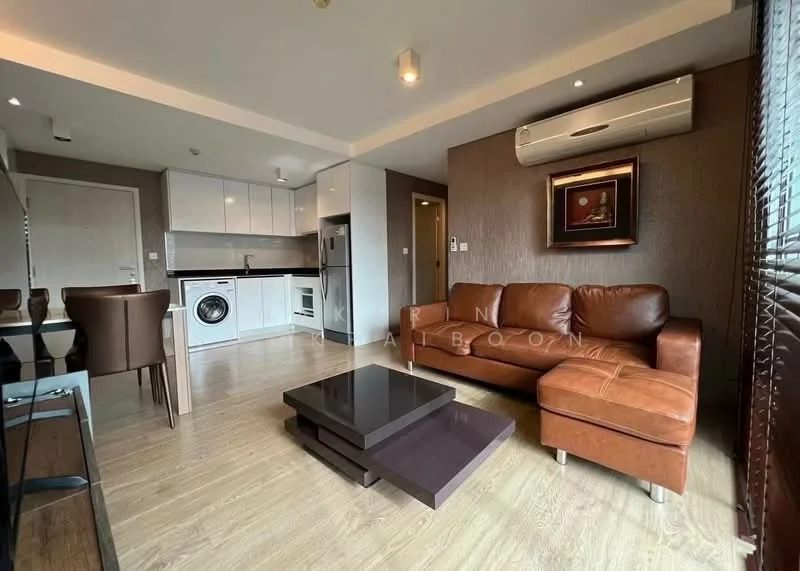 2 Bedroom condo in Maestro 39