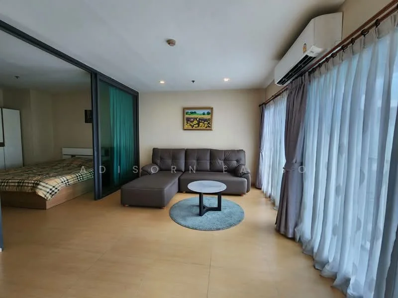 1 Bedroom condo in Noble Remix