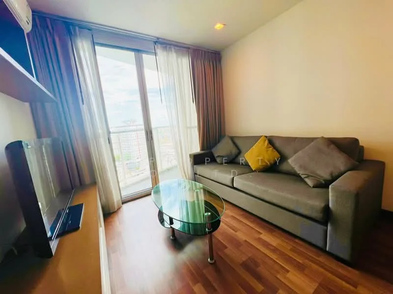 1 Bedroom condo in Le Luk Condominium