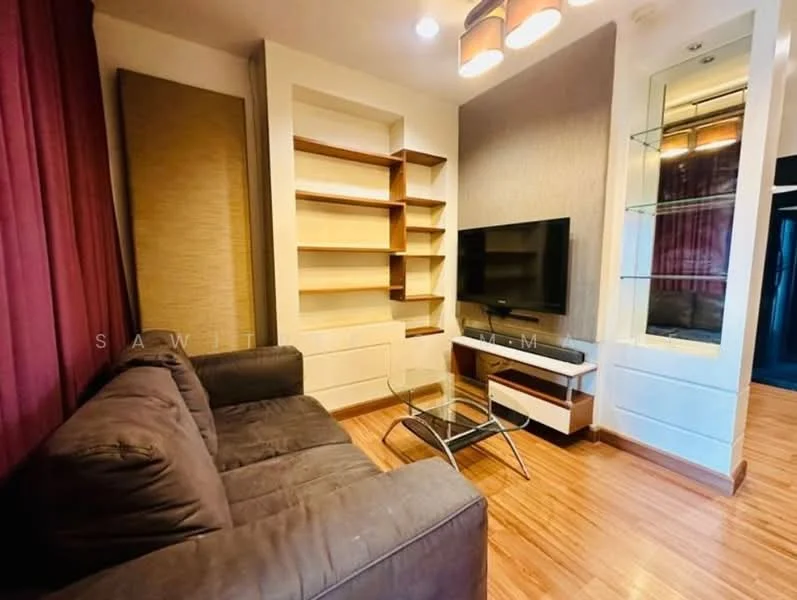 2 Bedroom condo in The Crest Phahonyothin 11
