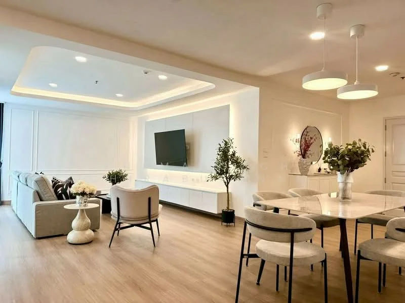 3 Bedroom condo in Grand Langsuan