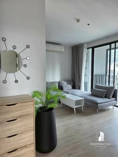 2 Bedroom condo in IDEO Q Ratchathewi