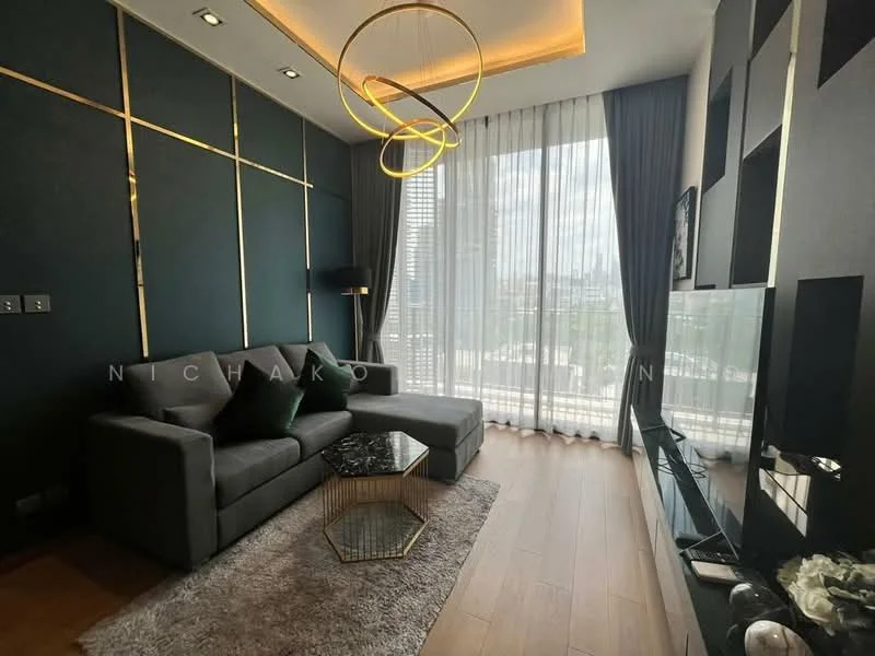 1 Bedroom condo in 28 Chidlom