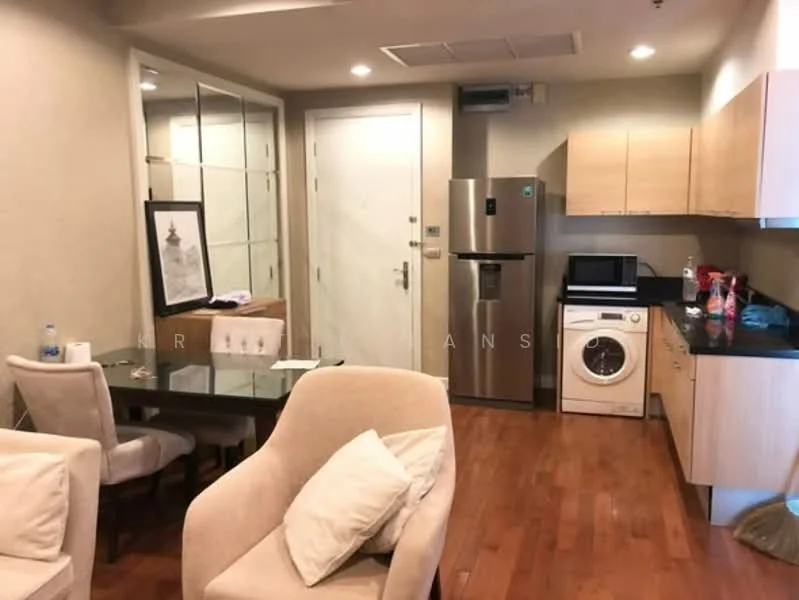1 Bedroom condo in The Address Chidlom