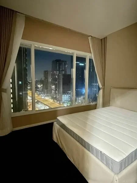 2 Bedroom condo in The Saint Residences Ladprao