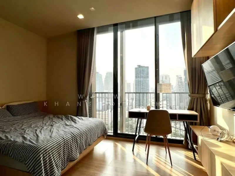 1 Bedroom condo in Noble Around Sukhumvit 33