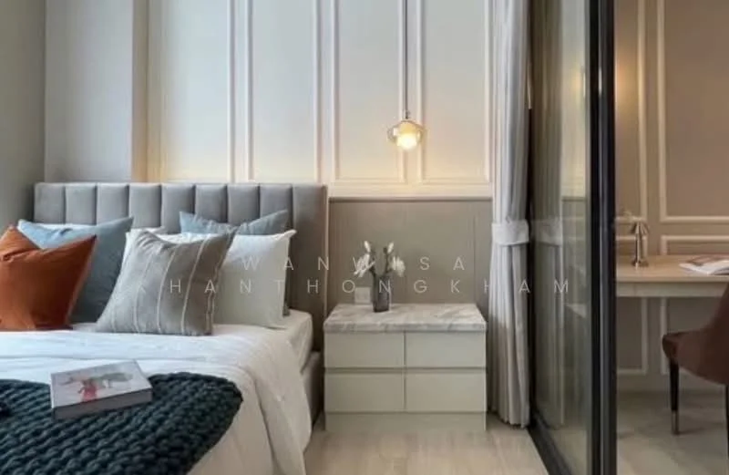 1 Bedroom condo in Life One Wireless