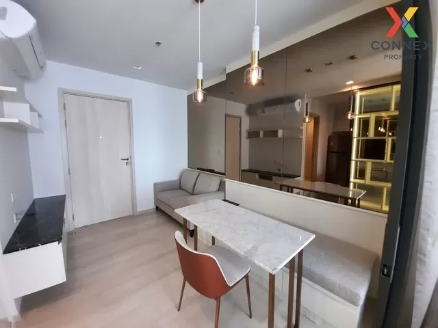1 Bedroom condo in Life One Wireless