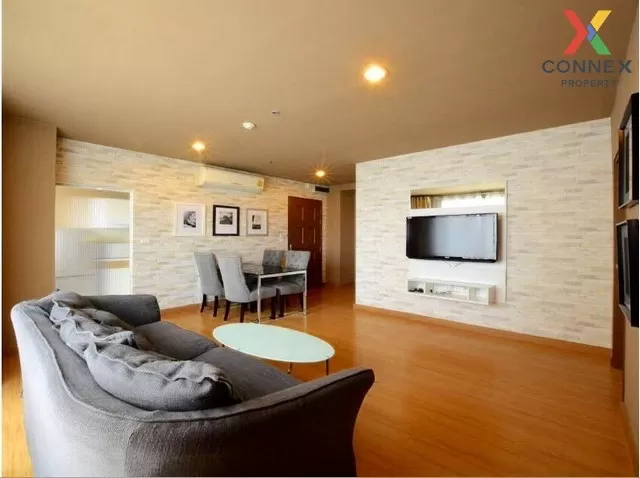 2 Bedroom condo in Life @ Sukhumvit 65