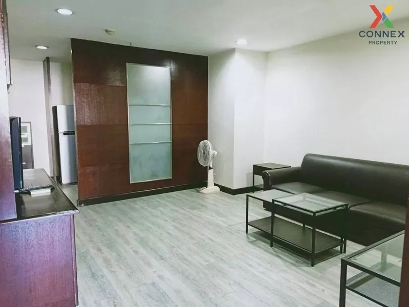 2 Bedroom condo in The Waterford Park