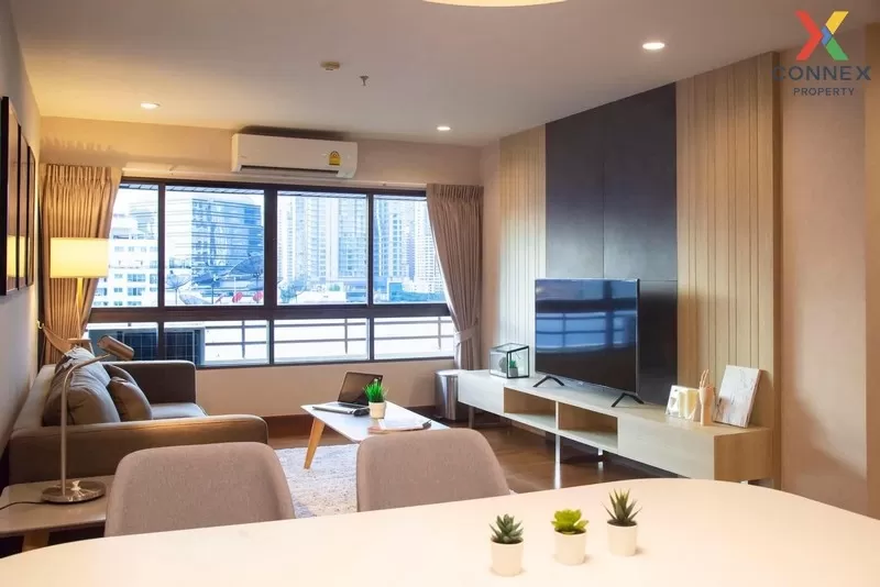2 Bedroom condo in Baan Ploenchit