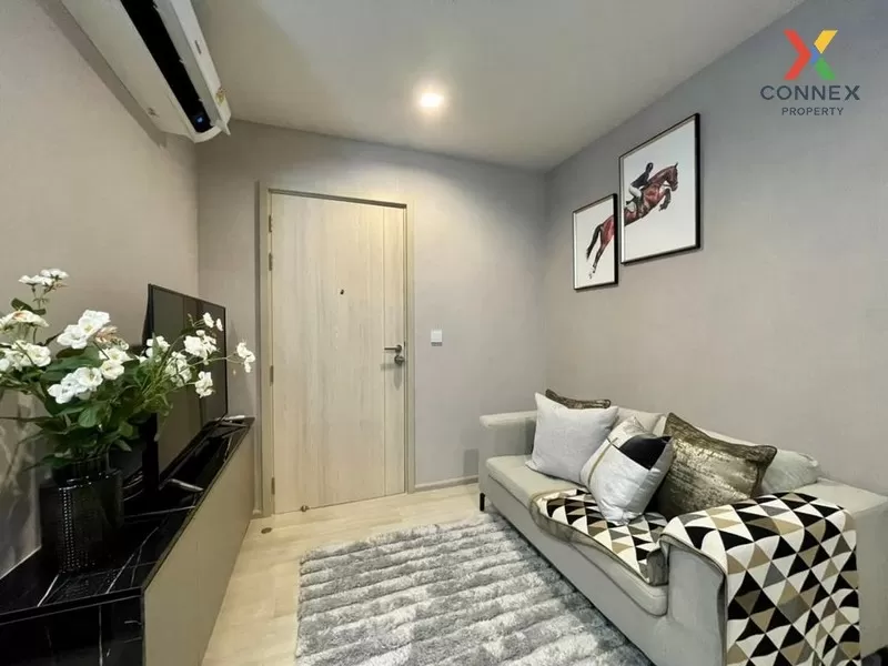 1 Bedroom condo in Life One Wireless