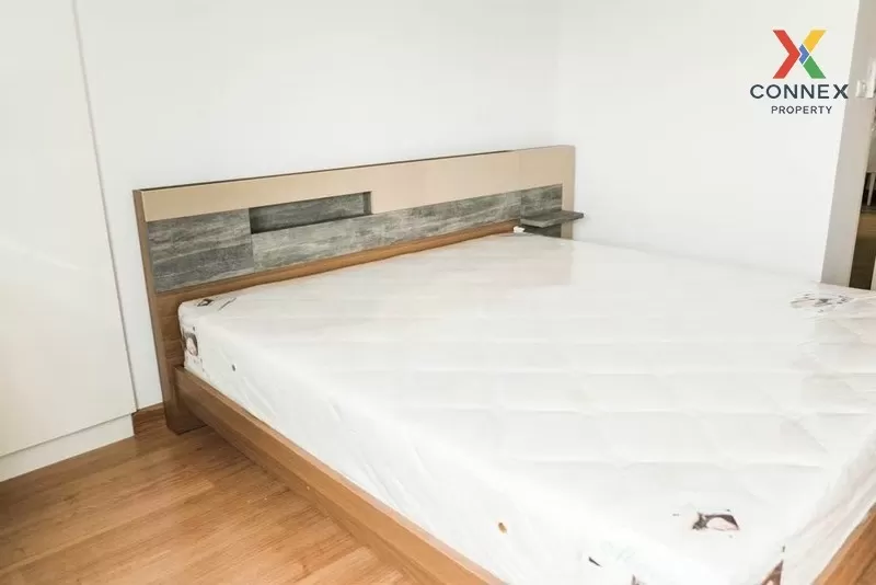2 Bedroom condo in Supalai Park Ekkamai-Thonglor