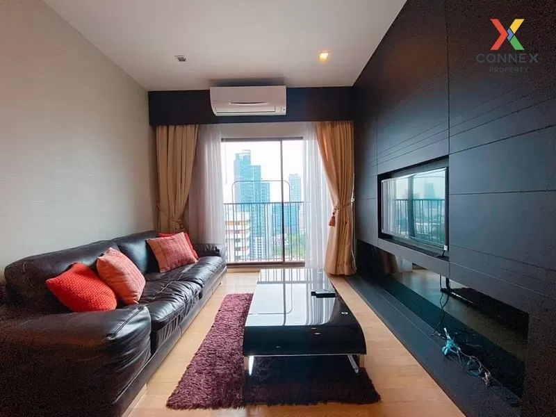 1 Bedroom condo in Noble Refine
