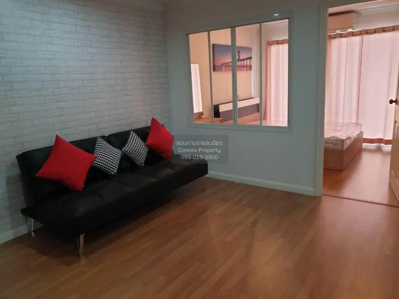 1 Bedroom condo in Lumpini Place Narathiwas-Chaopraya
