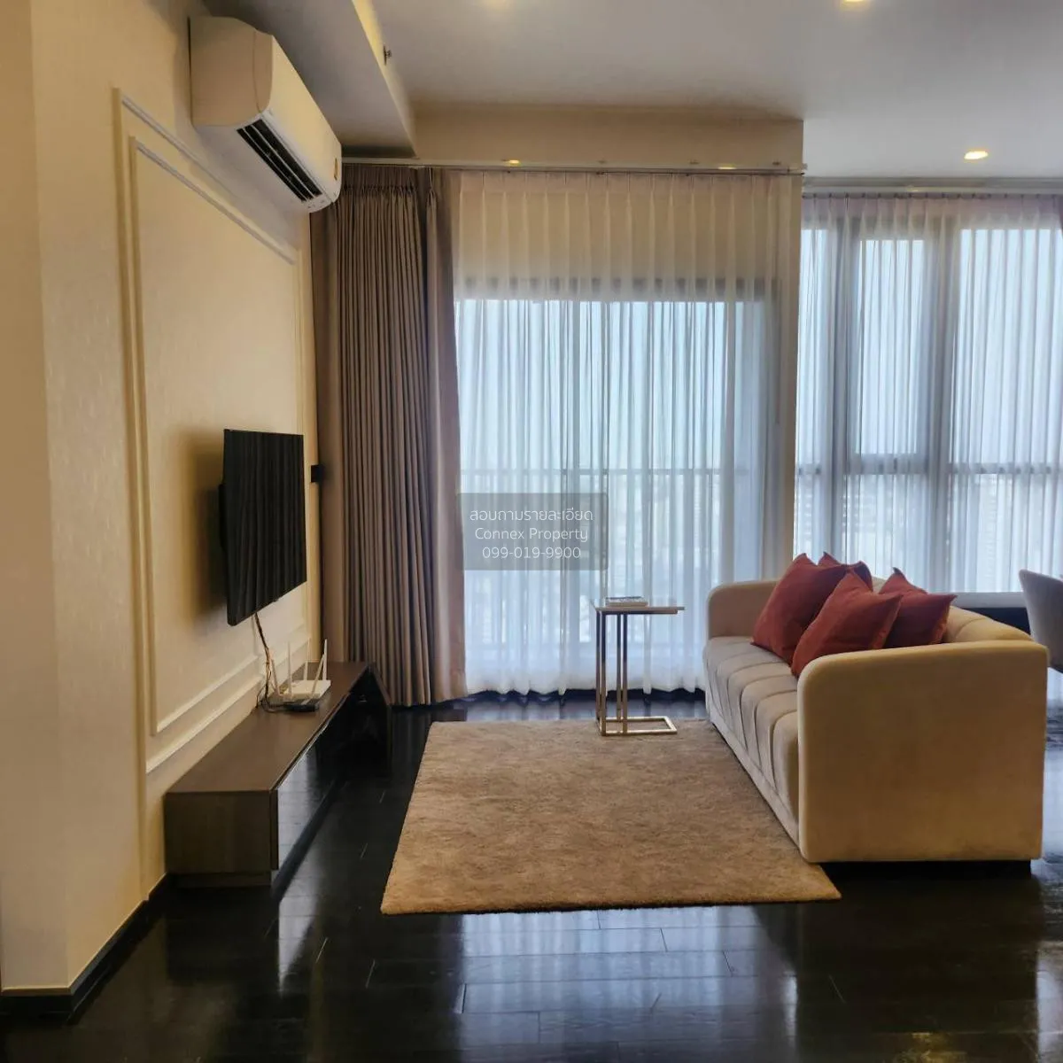 2 Bedroom condo in Park Origin Thonglor