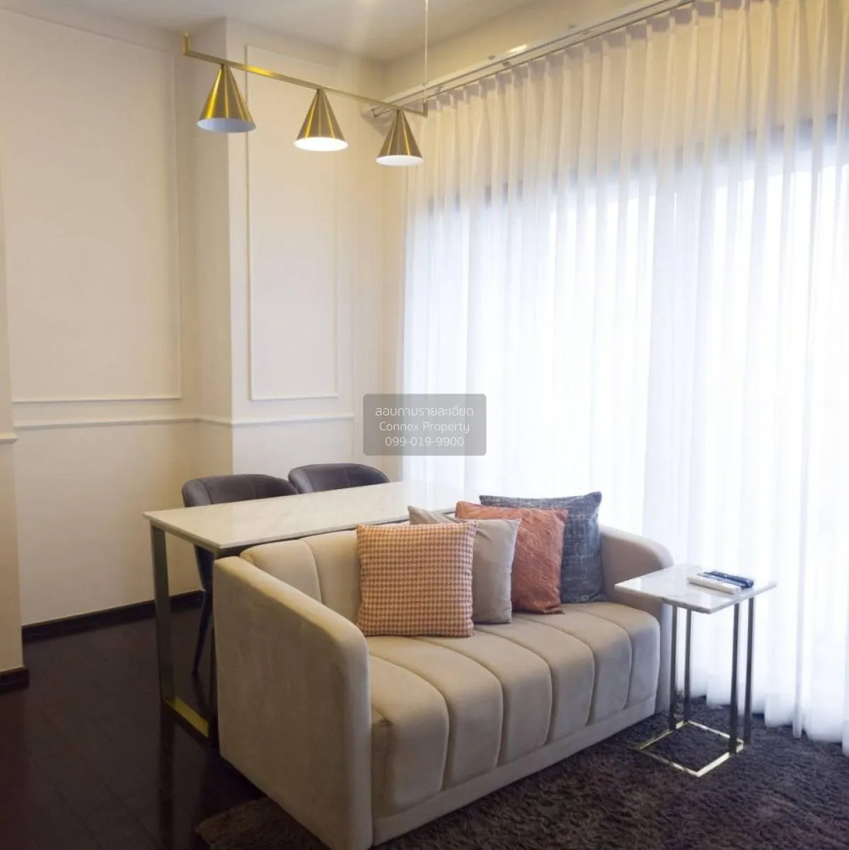 2 Bedroom condo in Park Origin Thonglor