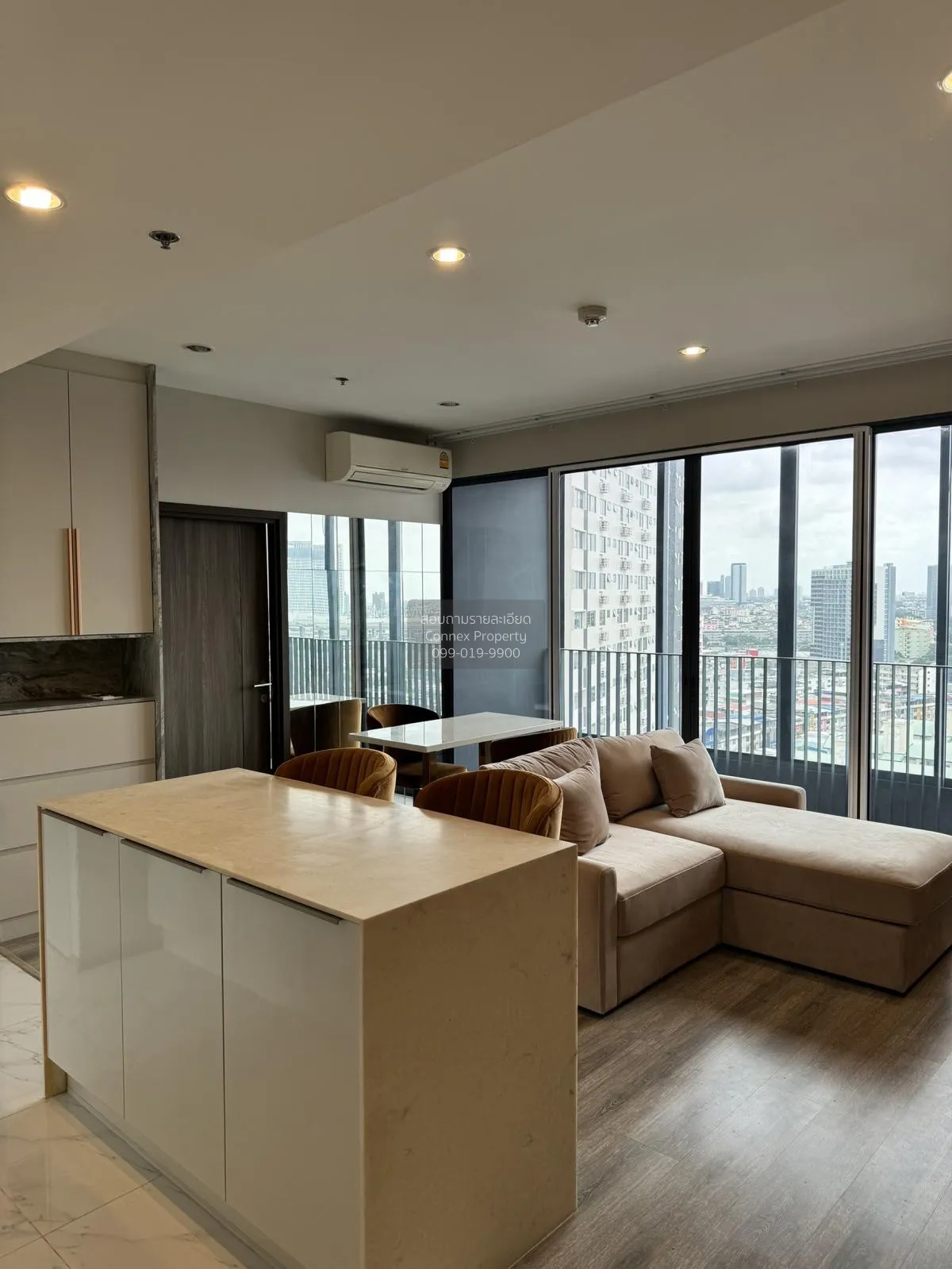 2 Bedroom condo in IDEO Mobi Sukhumvit 66