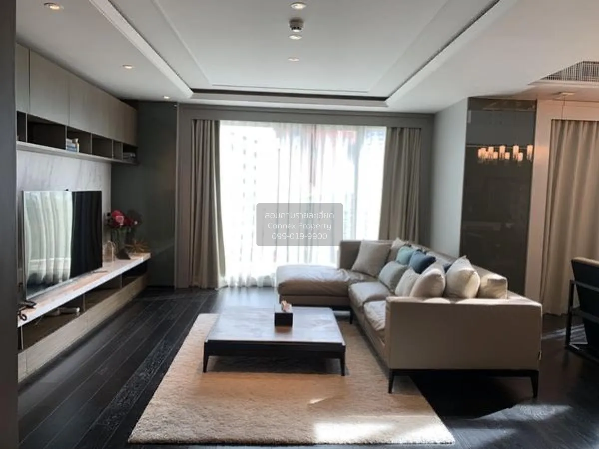 3 Bedroom condo in The Crest Sukhumvit 24