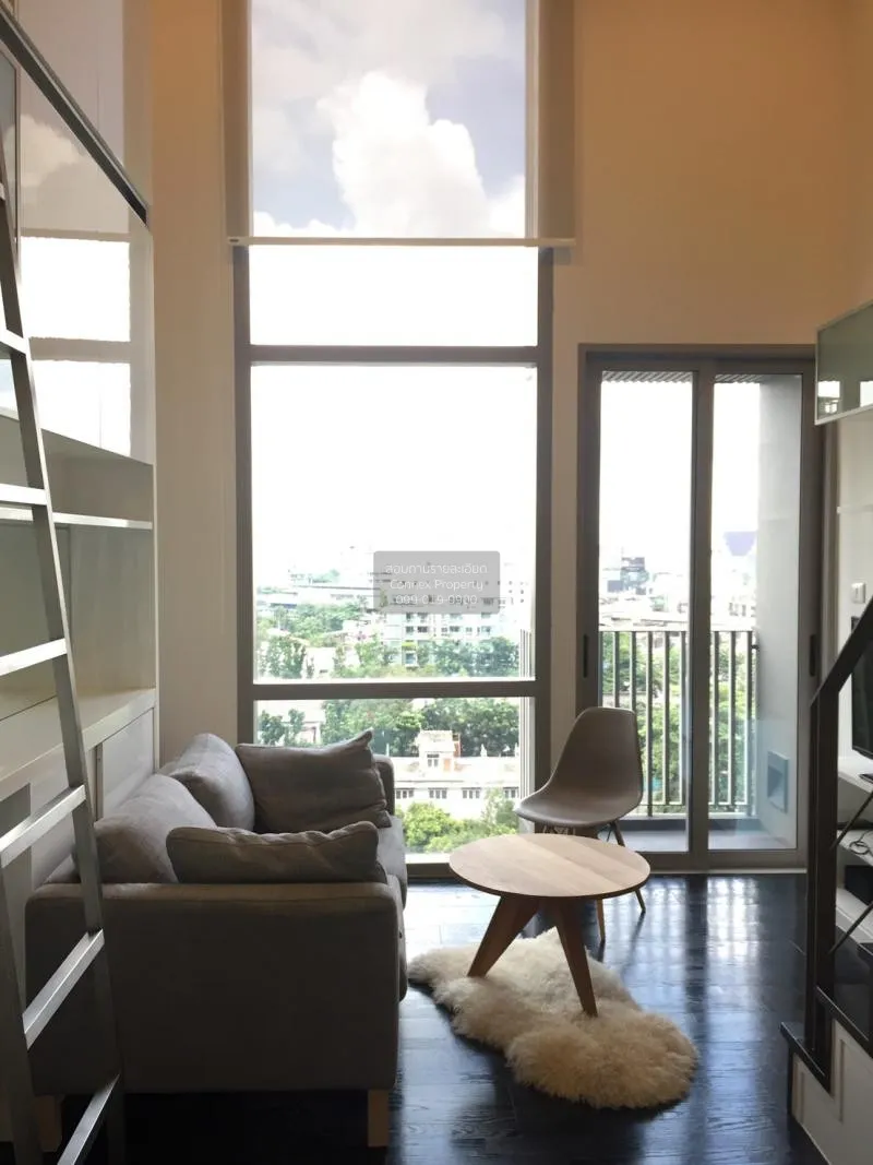 1 Bedroom condo in IDEO Morph 38