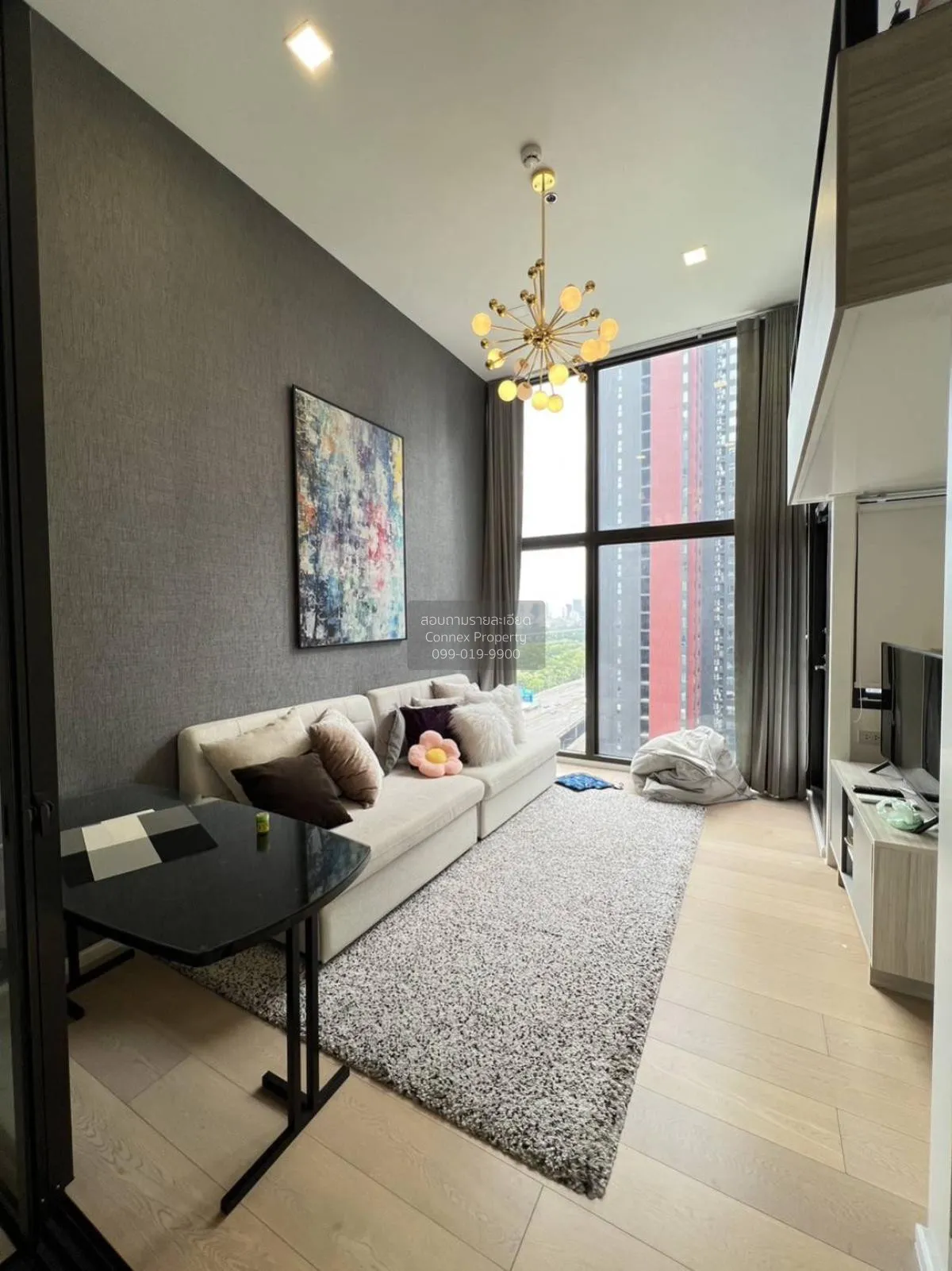 1 Bedroom condo in Chewathai Residence Asoke