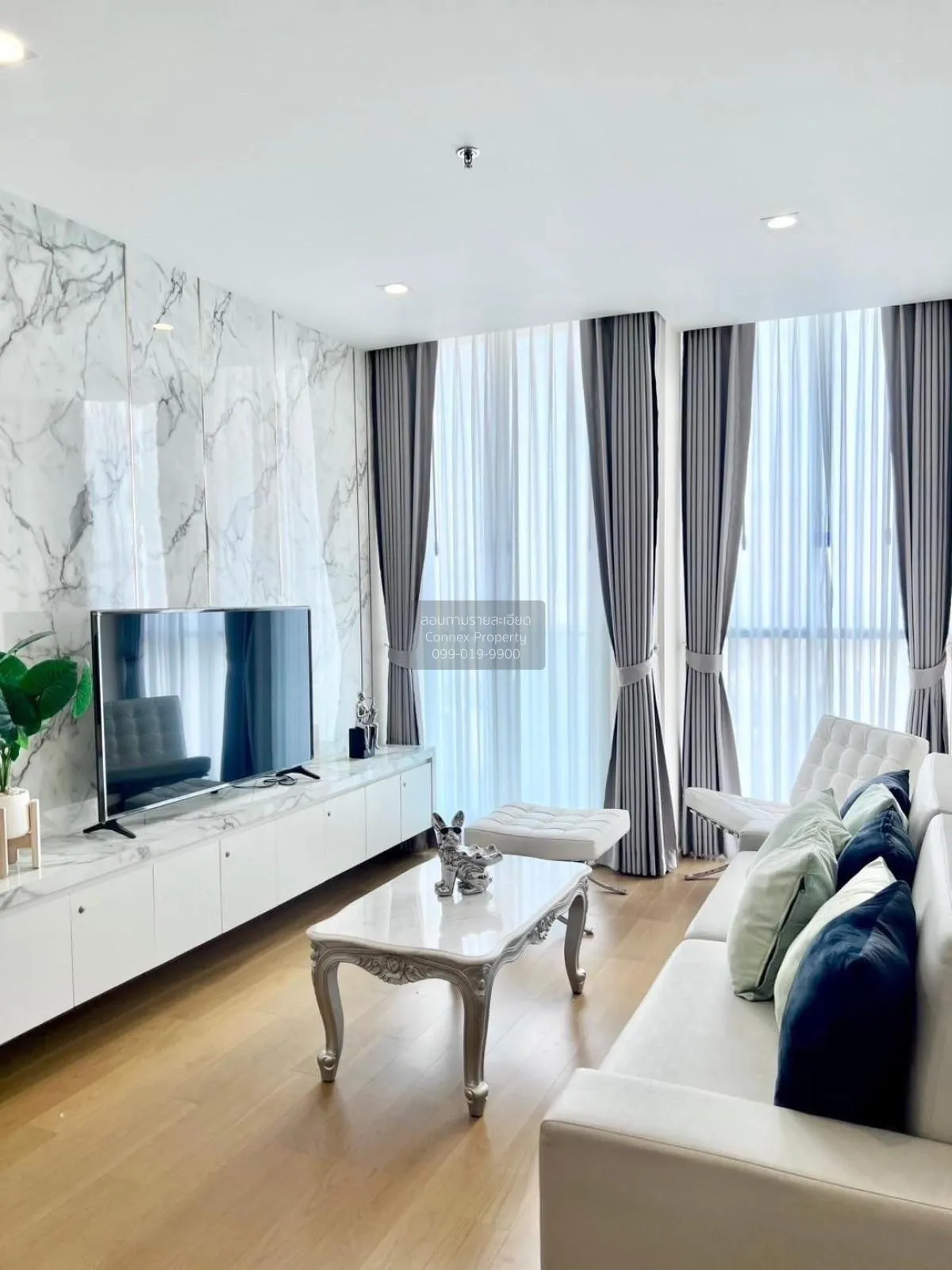 2 Bedroom condo in Noble Ploenchit