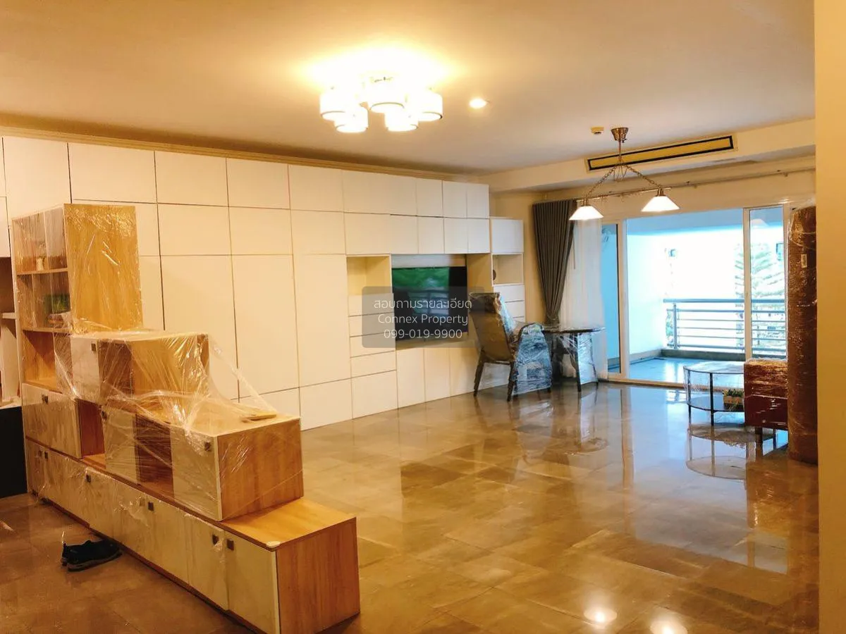 2 Bedroom condo in Le Raffine Sukhumvit 24